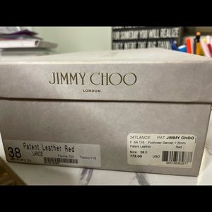 When I got pregnant I went from a size 8 to 9! No one told me this will happen